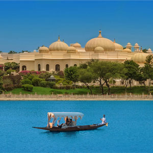 Udaipur to Airport taxi services