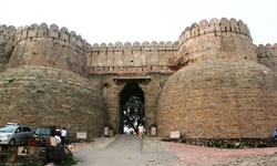 Fort Palaces Tour Package